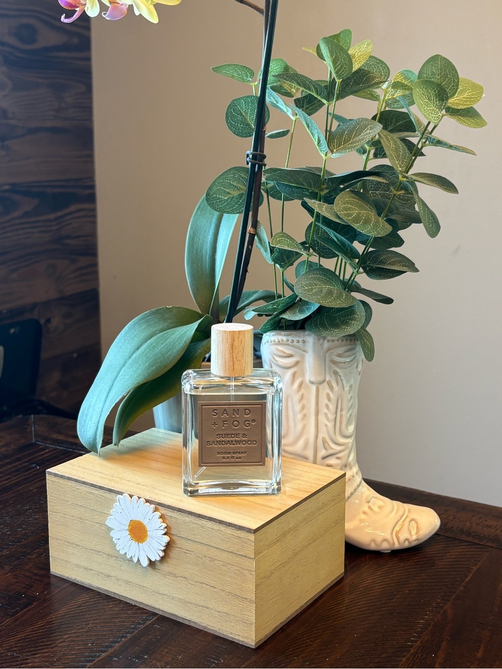 Sand + Fog Suede & Sandalwood Home Fragrance Spray - Clear with Natural Wood Cap
